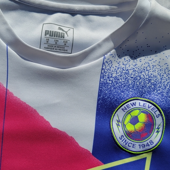 Puma Soccer Jersey Medium 90s Skater Hiphop Streetwear Graffiti Hype Oldschool - Picture 3 of 5